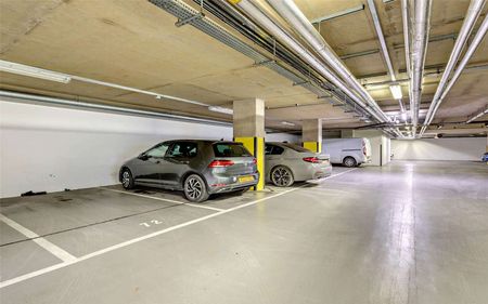 Contemporary City Apartment with Parking - Photo 2