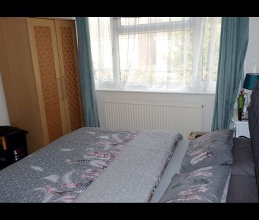 3 Bed Semi-Detached House, Blakesley Walk, LE4 - Photo 6