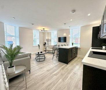 2 bedroom house of multiple occupation to rent - Photo 3