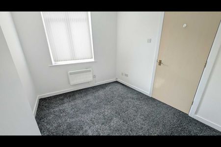 2 Bed Flat, Hope Chambers, L2 - Photo 2