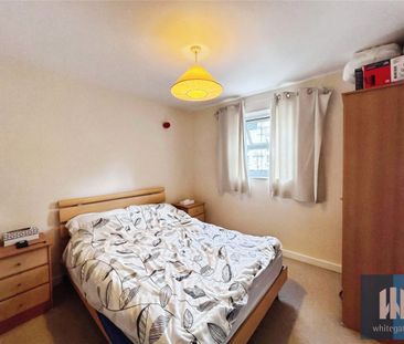 Clare Court, Prescott Street, Halifax, HX1 - Photo 4