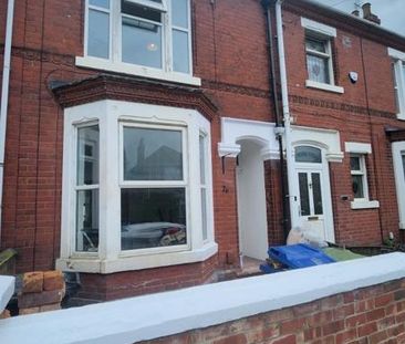 3 bedroom terraced house to rent - Photo 5