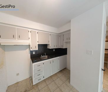 11025 boul. Ste-Anne - Photo 5
