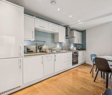 7 Banister Road, W10 - Photo 5