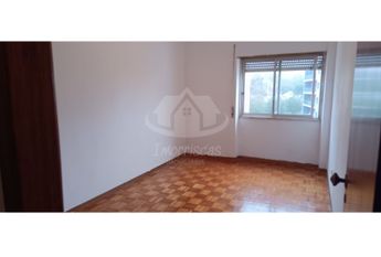 Apartamento T3 em Lisboa