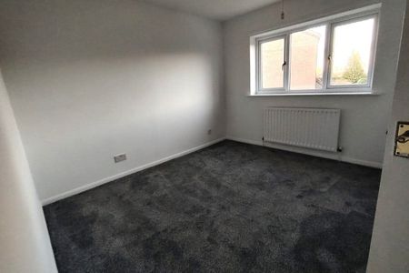 Severn Crescent - Photo 3