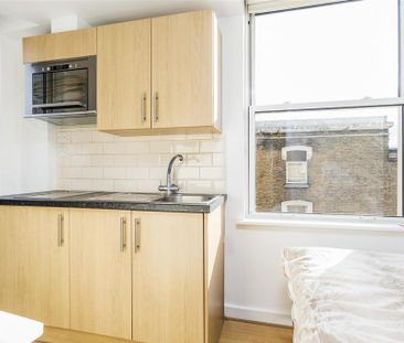 Studio to rent - Photo 6