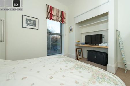 101 The Bakery, 311 Ormeau Road, Belfast, BT7 3GA - Photo 3