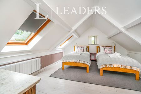 2 bedroom cottage to rent Back Lane, Bisley, Stroud, Gloucestershire, GL6 - Photo 4