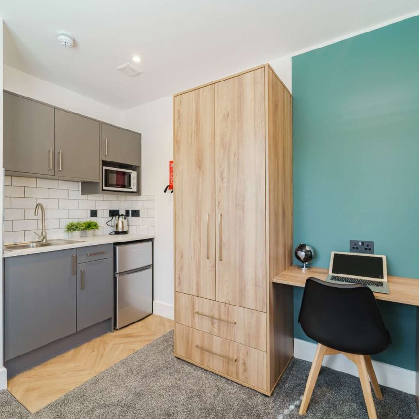 A Superb Houseshare for Rent in Peterborough - Photo 1