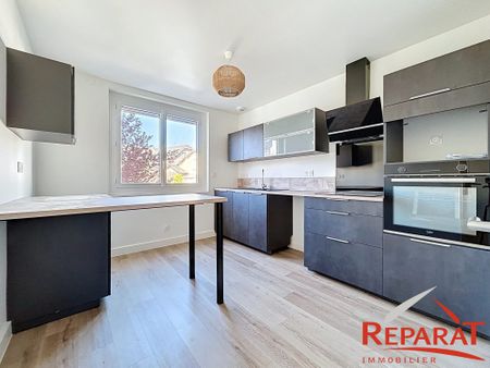 Location Appartement 4 pièces 101m² BRIVE LA GAILLARDE 19100 - Photo 3