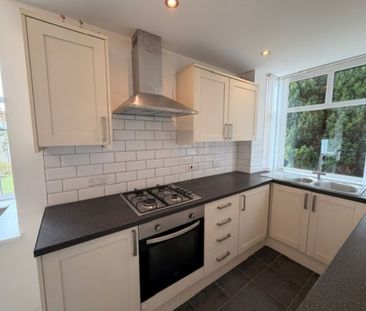 Blackpool Road, Preston - Photo 4