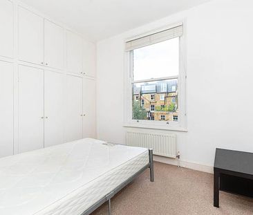 Bright and airy one bedroom property minutes to Tufnell park station - Photo 3