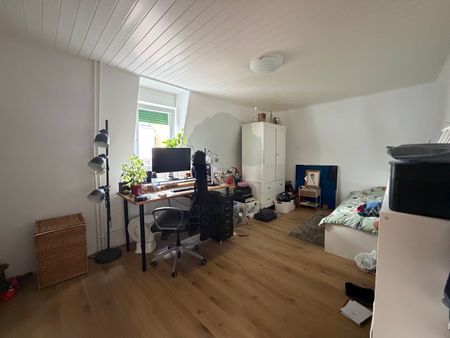 Spacieux 5,5 pièces en duplex entièrement rénové à Delémont - Photo 2