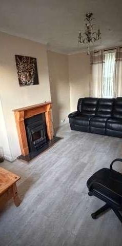 Bedroom Available To Rent, S5 - Photo 1