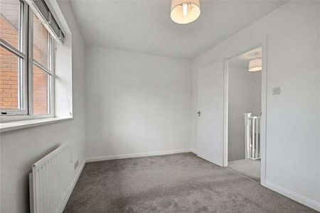 Trevithick Close, Worcester, Worcestershire, WR4 - Photo 3