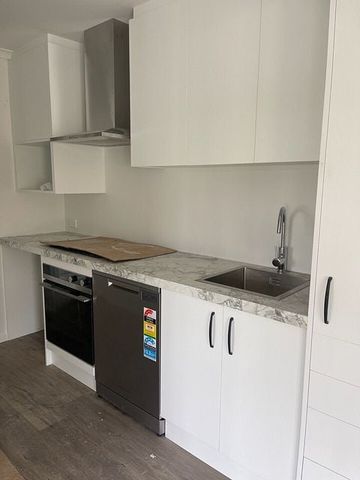 2 Queen size bedrooms + 1 bathroom (Pet friendly) - Photo 2