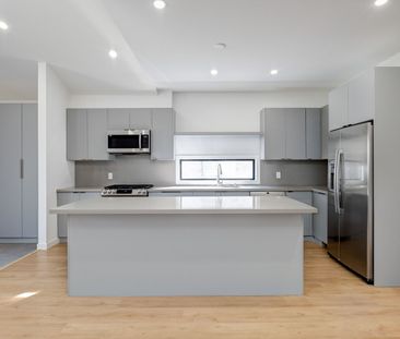 For Lease - 506 Scarborough Road Unit# Main Floor, Toronto, Ontario - Photo 6