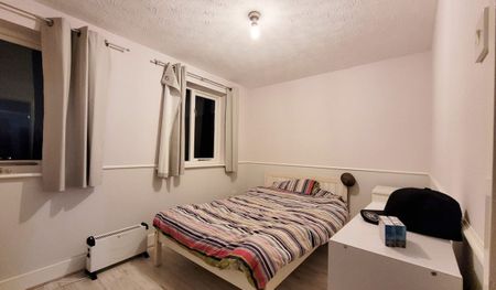 Kyrkly Court, Linnet Way, Purfleet-On-Thames RM19 - Photo 4