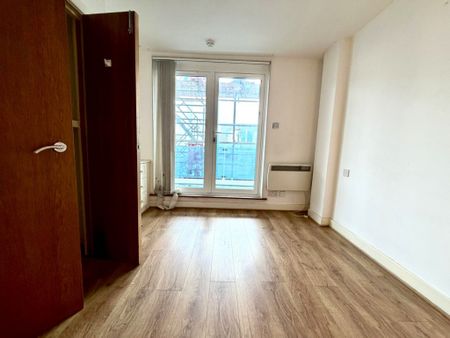 Platinum House Lyon Road, Harrow, Middlesex, HA1 2EX - Photo 3