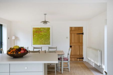 4 bedroom detached house to rent - Photo 5