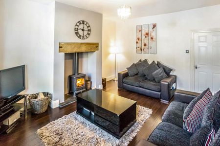 2 bedroom terraced house to rent - Photo 2