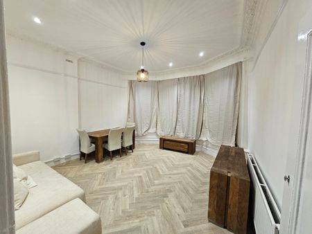 2 Bed Flat, Christchurch Road, SW2 - Photo 4