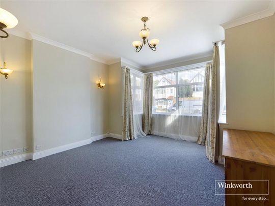 4 bedroom semi-detached house to rent - Photo 1