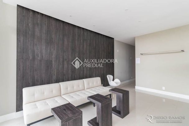 Loft com 1 quarto e 45m² para alugar em Petrópolis, Porto Alegre. - Photo 1