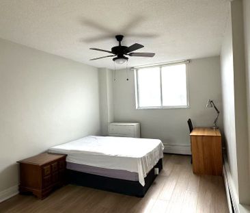 For Lease - 975 Warwick Court Unit# 1005, Burlington, Ontario - Photo 3