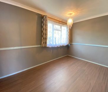 Leckie Everglade Strand, London, NW9 - Photo 2