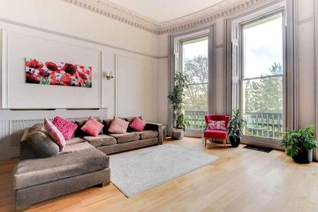 Brunswick Square, Hove, BN3 - Photo 2