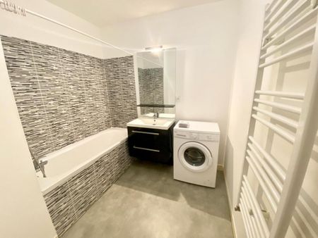 Location Appartement 3 pièces 57m² TOURS 37100 - Photo 4