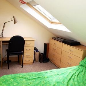 27 Hubert Road - Photo 2