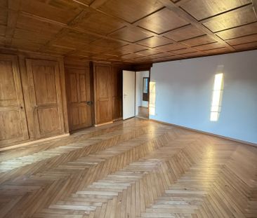 Charmante 3.5-Zimmerwohnung in denkmalgeschütztem Bauernhaus - Photo 3
