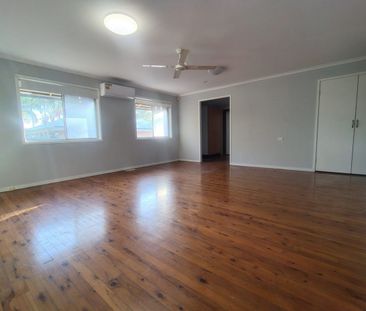 Family home with 5 bedrooms Mansfield catchment - Photo 5