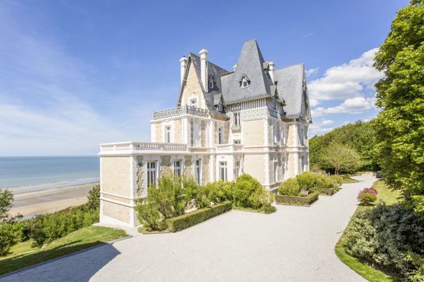 Normandie, Benerville-sur-Mer, à louer, propriété avec vue imprenable sur la mer. - Photo 1