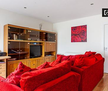 Room for rent in sweet 3-bedroom house, Melrose Park, Dublin - Photo 5