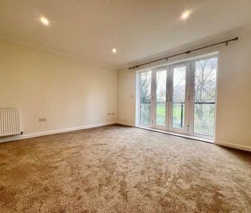 Marsh Road, Pinner, HA5 - Photo 1