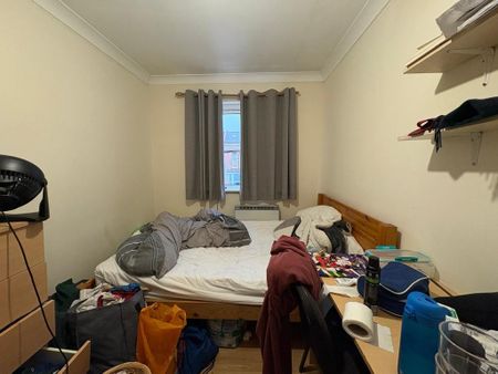 5 bedroom semi-detached house to rent - Photo 4