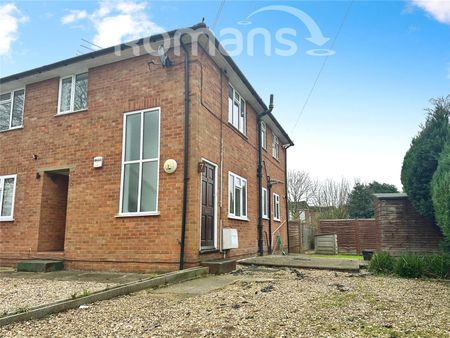 Ray Lea Road, Maidenhead, SL6 - Photo 3