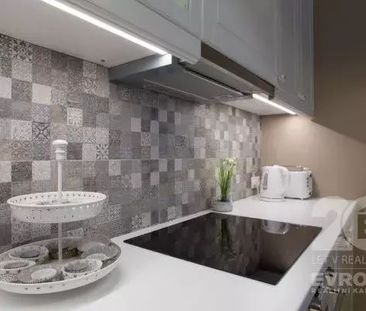 Elegantní byt k krátkodobému pronájmu na 2 měsíce do 30.11. 2027 2kk, 74 m² na metru Anděl, přesto blizko k zeleni i na břeh Vltavy, sklep, U Nikolajky, Praha 5, Smíchov - Photo 3
