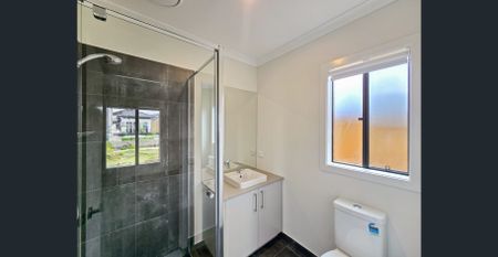 Cosy Family Home - Photo 3