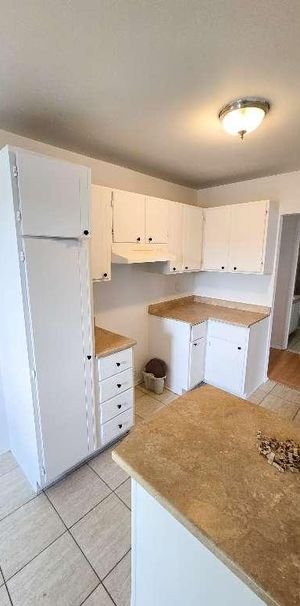 Grand logement rénové, 5 1/2 à Candiac. ch Haendel, devant école - Photo 1