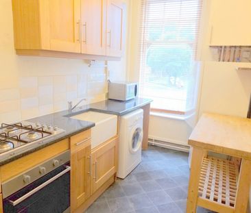 Flat to rent on - Photo 6