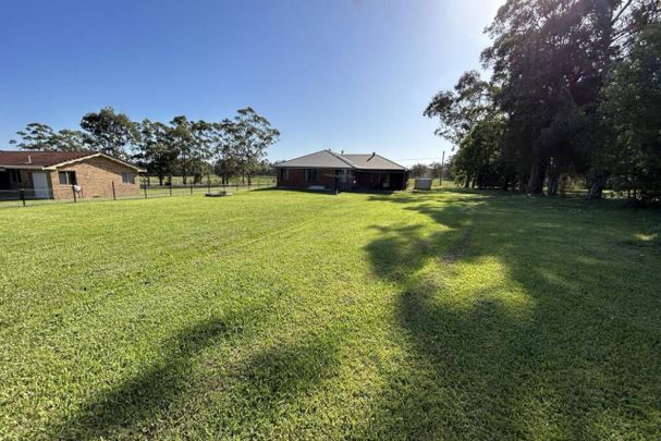 FAMILY HOME WITH FARMLAND VIEWS! - Photo 1