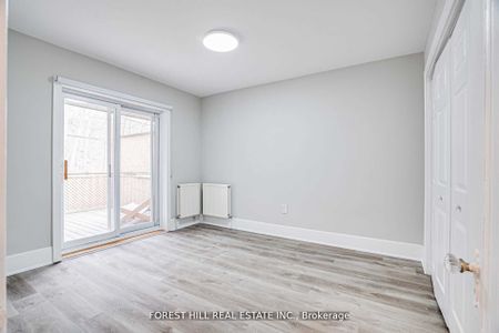 For Lease - 8 Poplar Plains Crescent Unit# Upper, Toronto, Ontario - Photo 5
