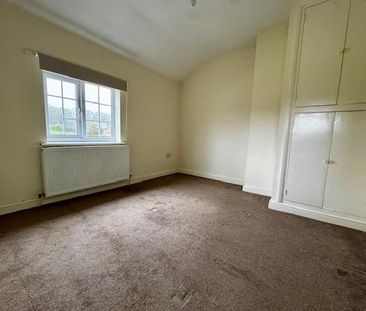 2 bedroom semi-detached house to rent - Photo 2