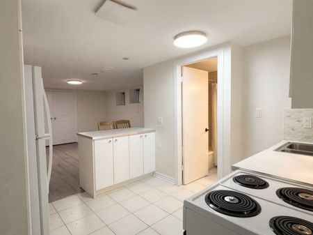 For Lease - 589 Annette Street Unit# BSMT, Toronto, Ontario - Photo 4