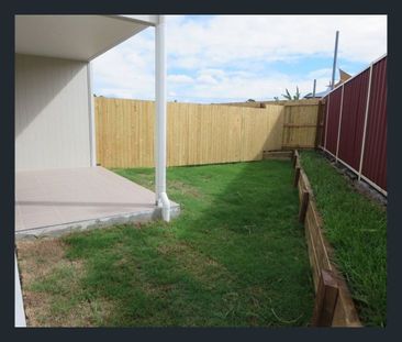 1/16 Lane Court, Mount Warren Park, Qld 4207 - Photo 3